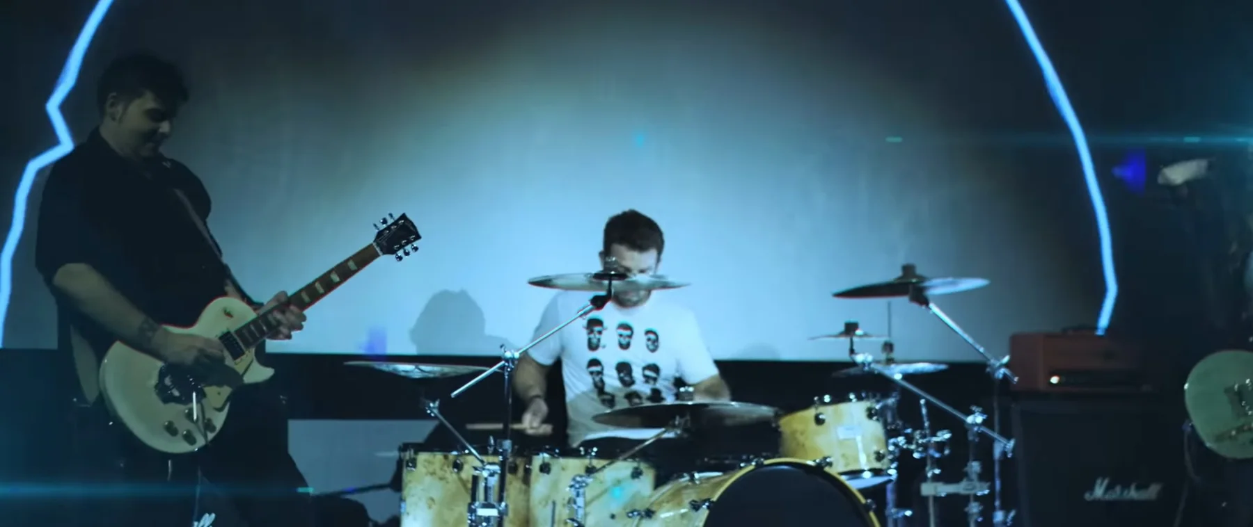 Isolation - Focuside Musikvideo